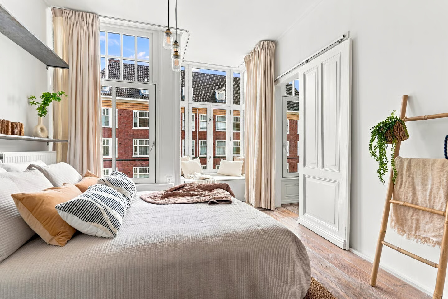 Appartement te koop: Van Woustraat 132-2, Amsterdam