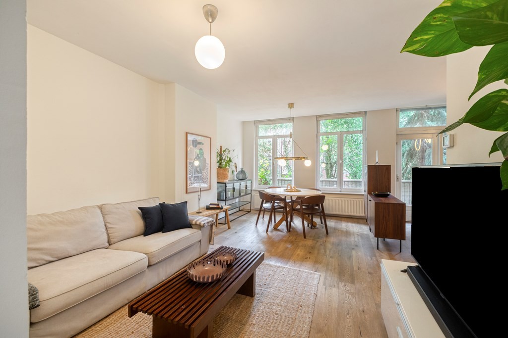 Appartement te koop: Tweede Jacob van Campenstraat 104A, Amsterdam