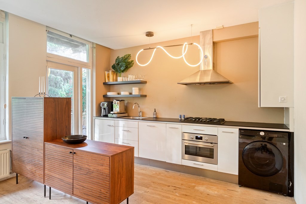 Appartement te koop: Tweede Jacob van Campenstraat 104A, Amsterdam