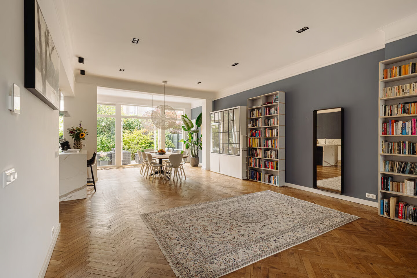 Tussenwoning te koop: Valeriusplein 34, Amsterdam