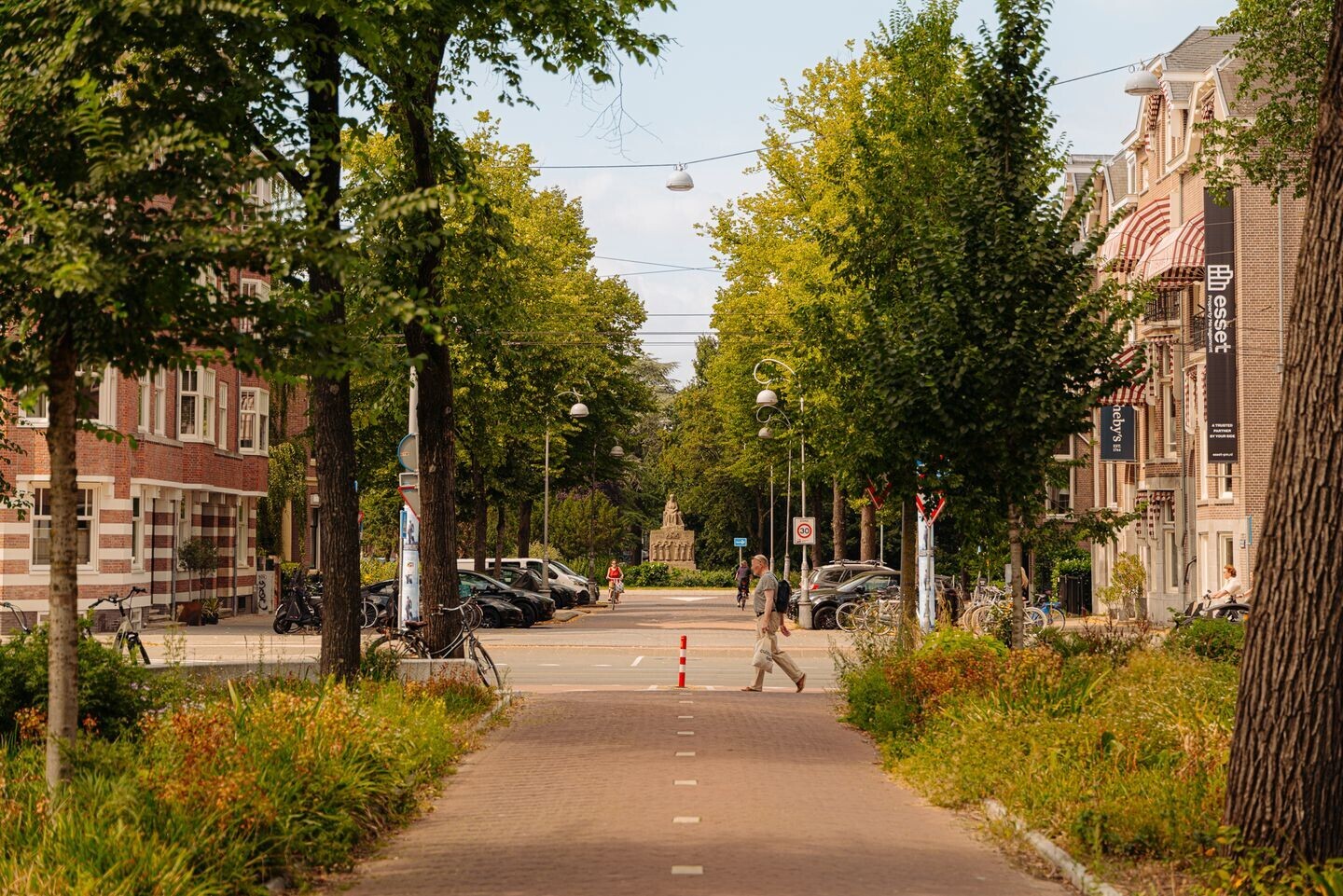 Tussenwoning te koop: Valeriusplein 34, Amsterdam