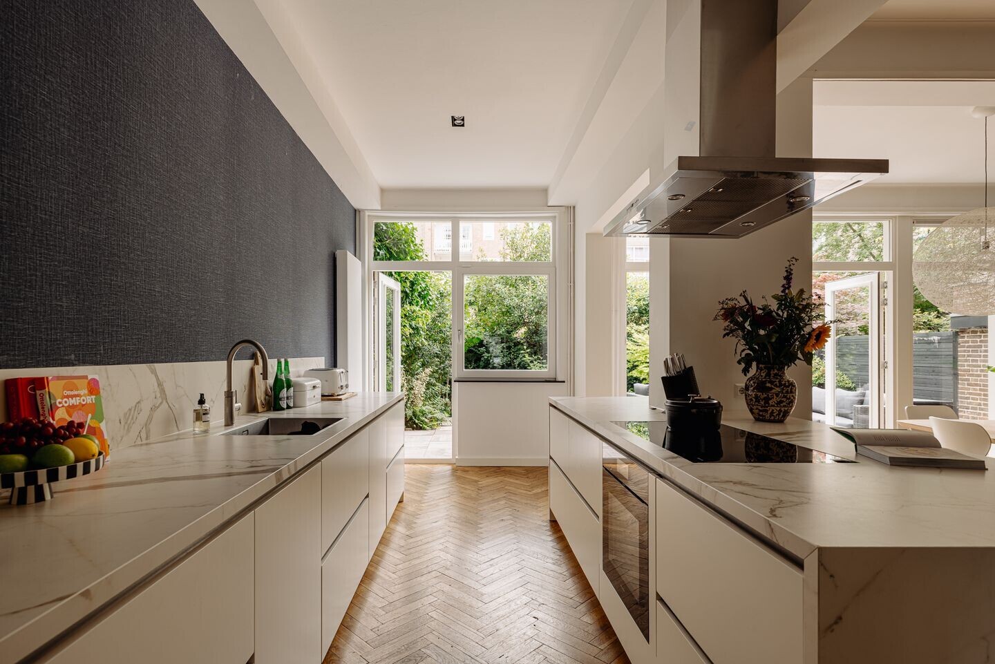 Tussenwoning te koop: Valeriusplein 34, Amsterdam