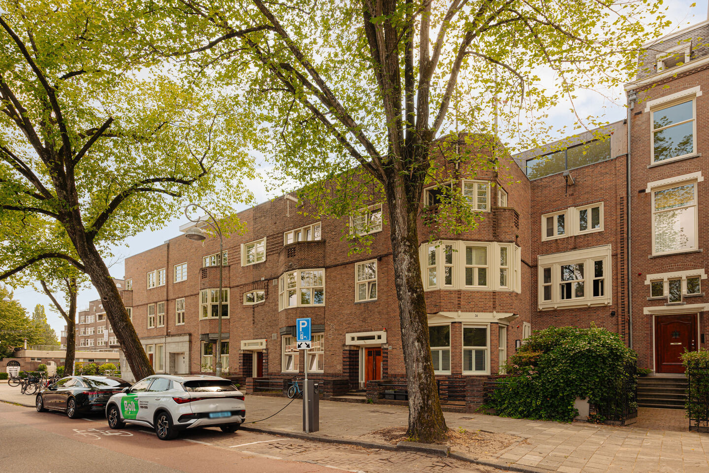 Tussenwoning te koop: Valeriusplein 34, Amsterdam