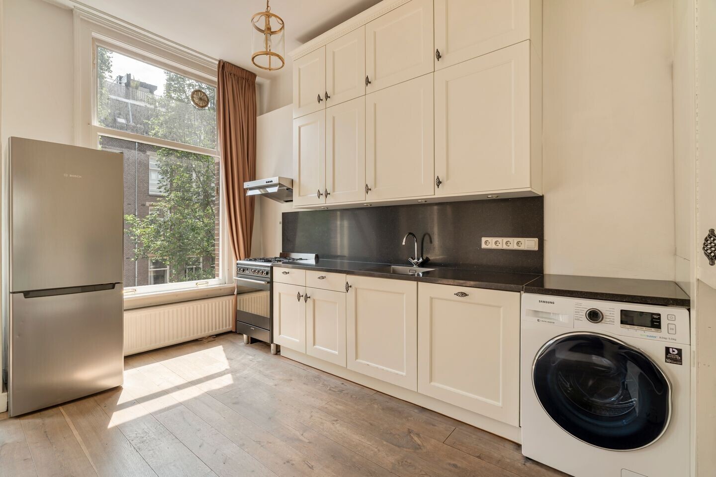 Appartement te koop: Johannes Verhulststraat 206-2, Amsterdam
