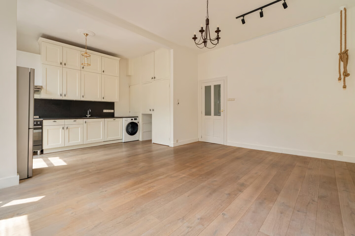 Appartement te koop: Johannes Verhulststraat 206-2, Amsterdam