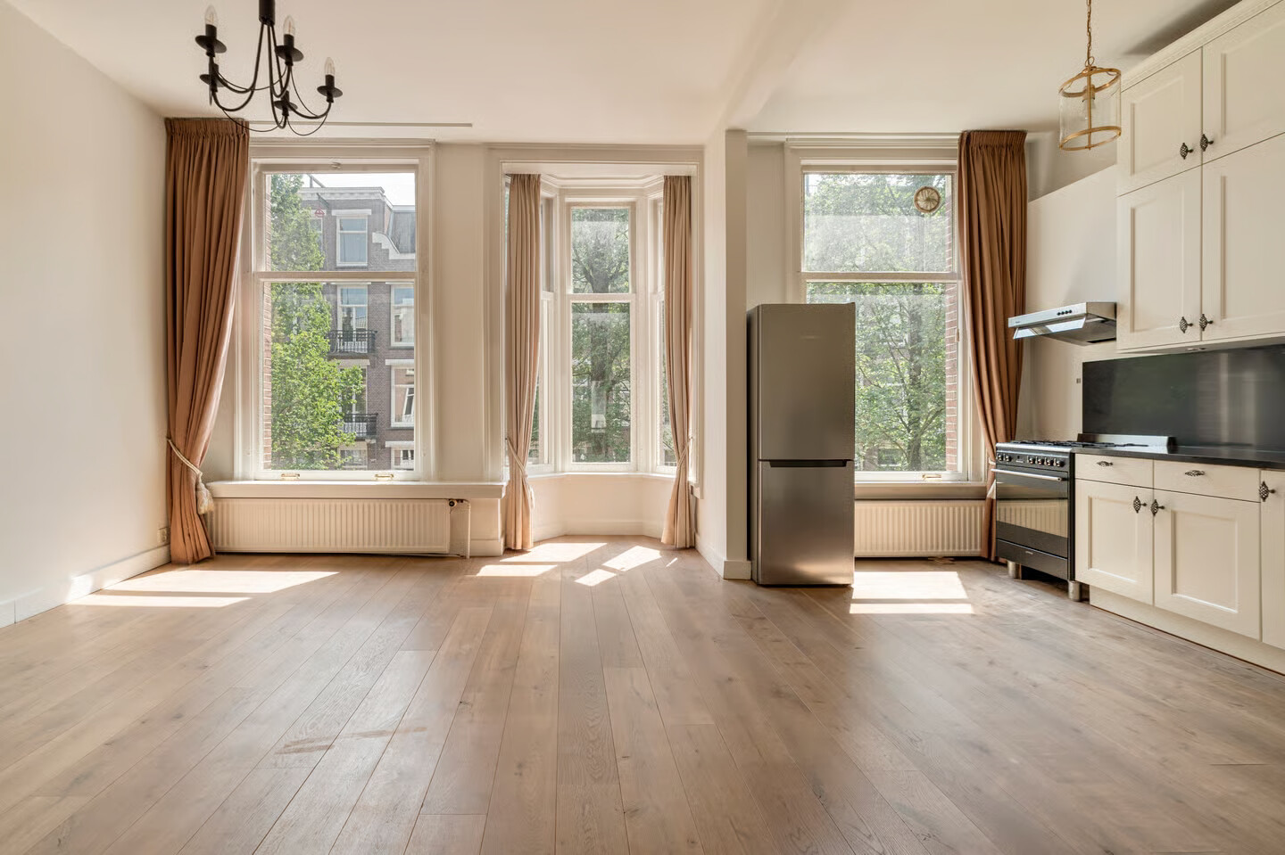 Appartement te koop: Johannes Verhulststraat 206-2, Amsterdam