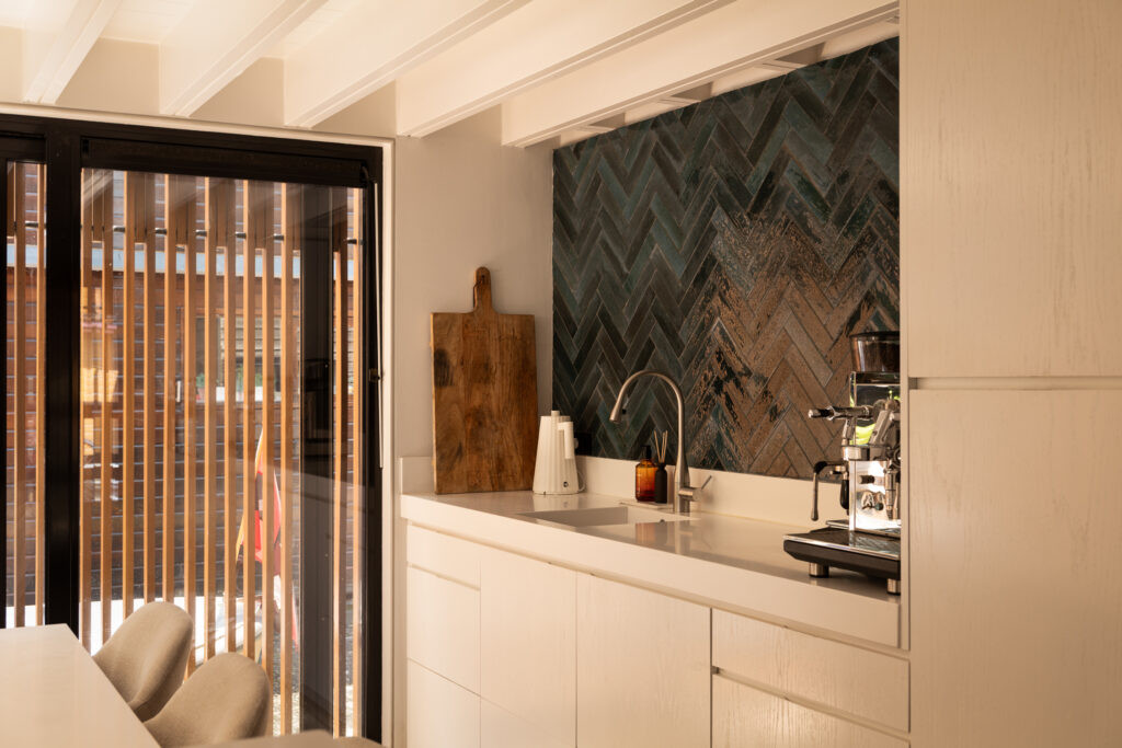 Woning te koop: Jachthavenweg 28A, Amsterdam