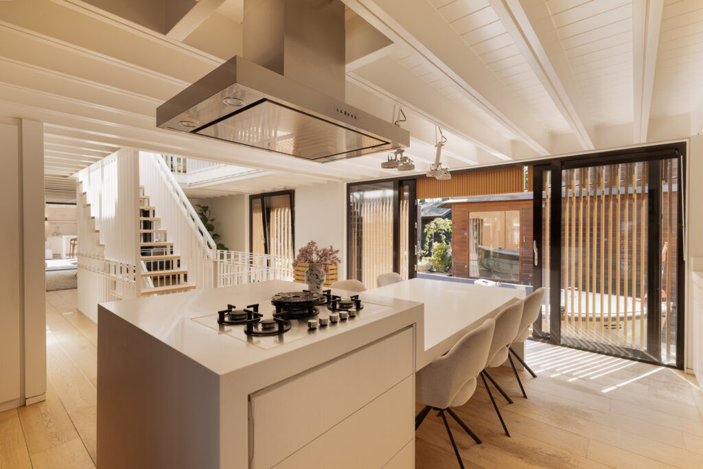 Woning te koop: Jachthavenweg 28A, Amsterdam