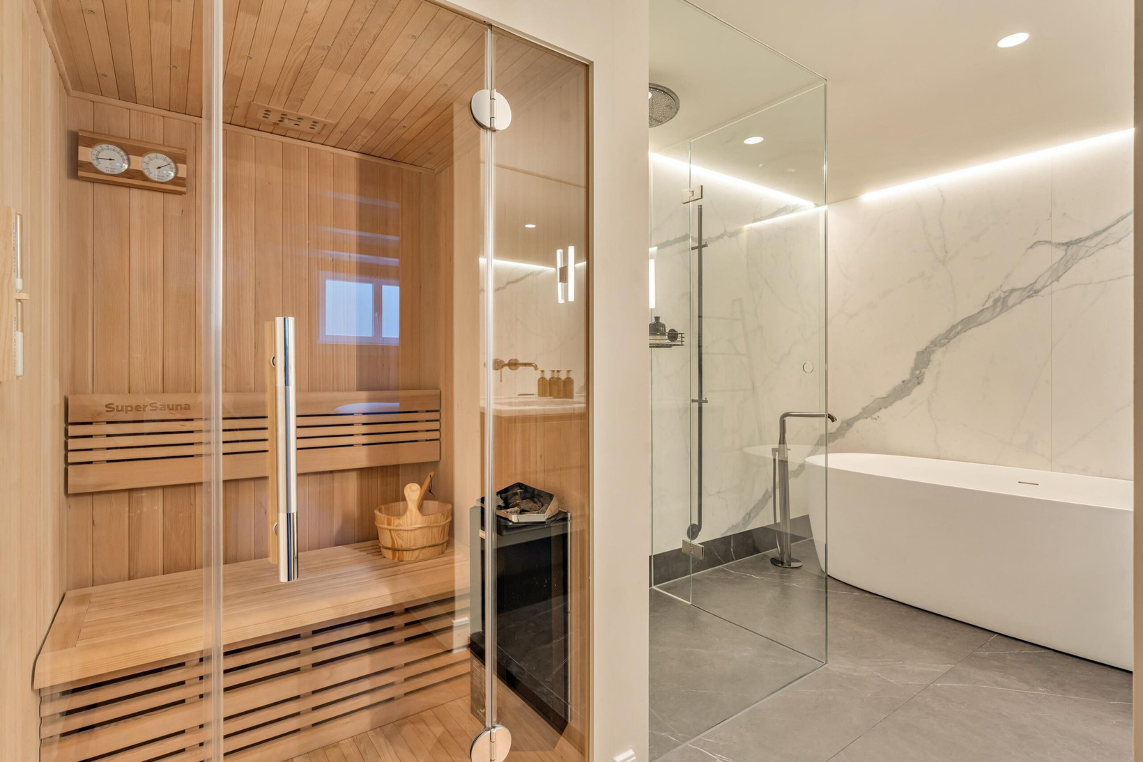 Appartement te koop: Stadionweg 26A, Amsterdam