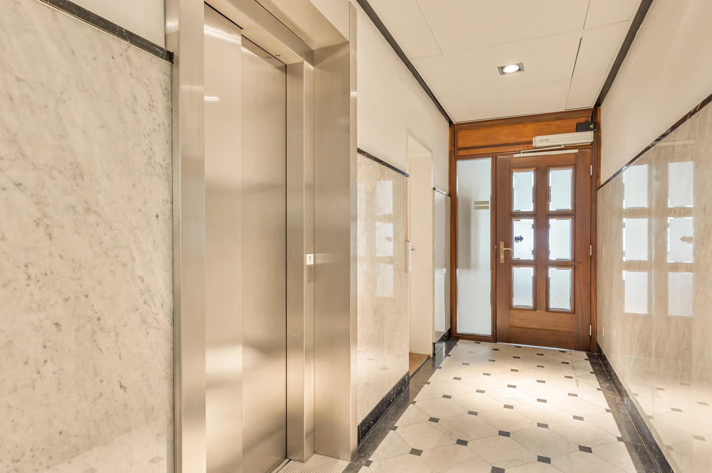 Appartement te koop: Stadionweg 164-3, Amsterdam