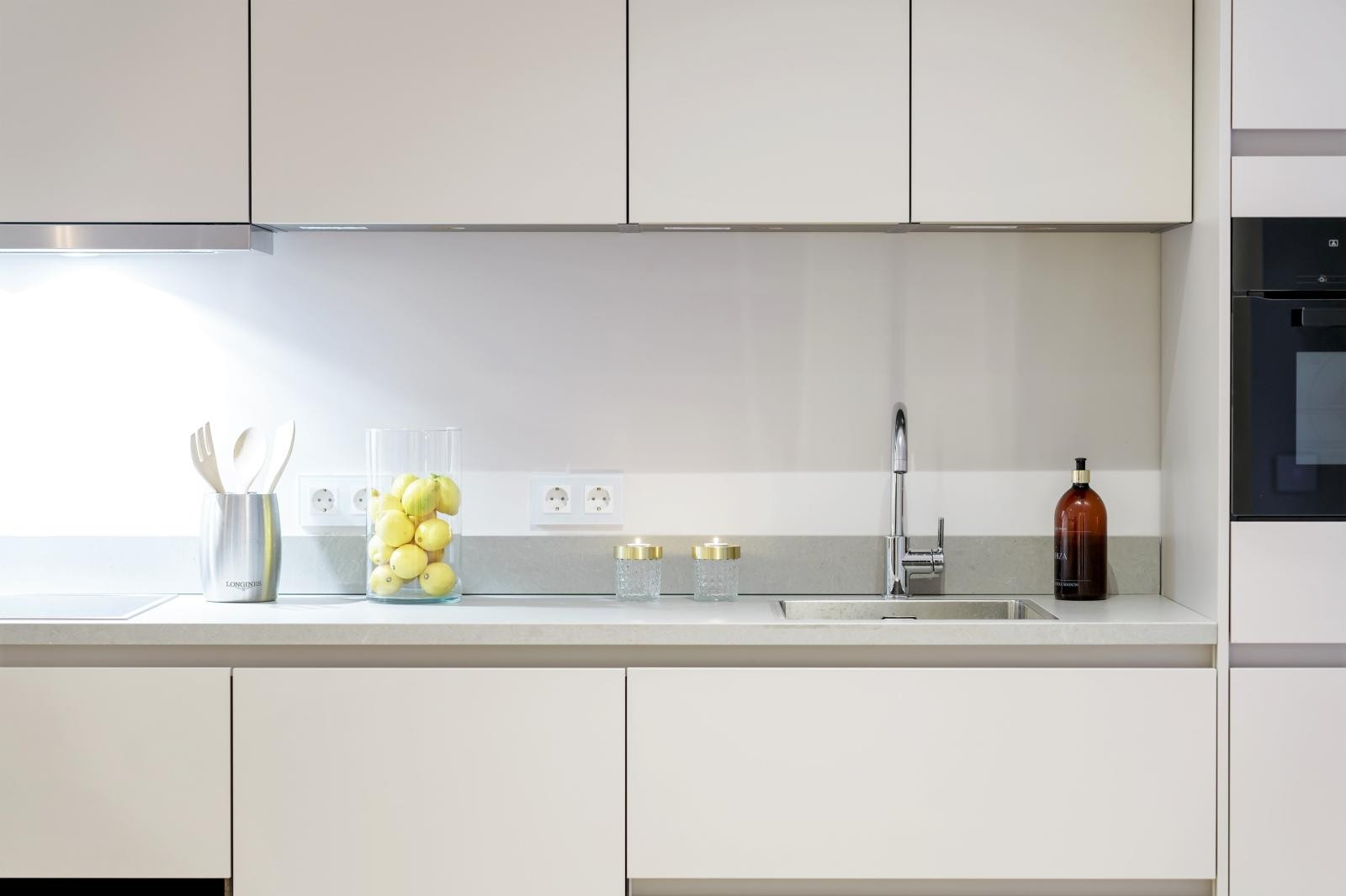 Appartement te huur: Minervaplein 34H, Amsterdam