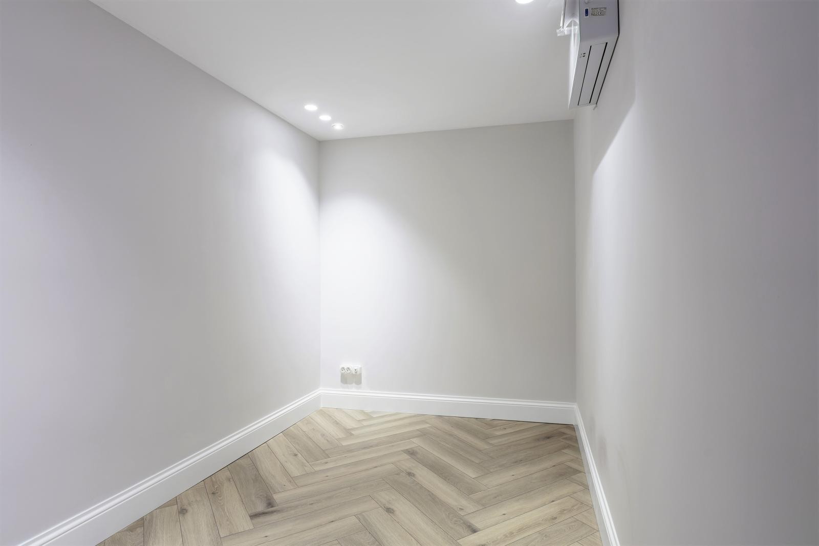Appartement te huur: Minervaplein 34H, Amsterdam