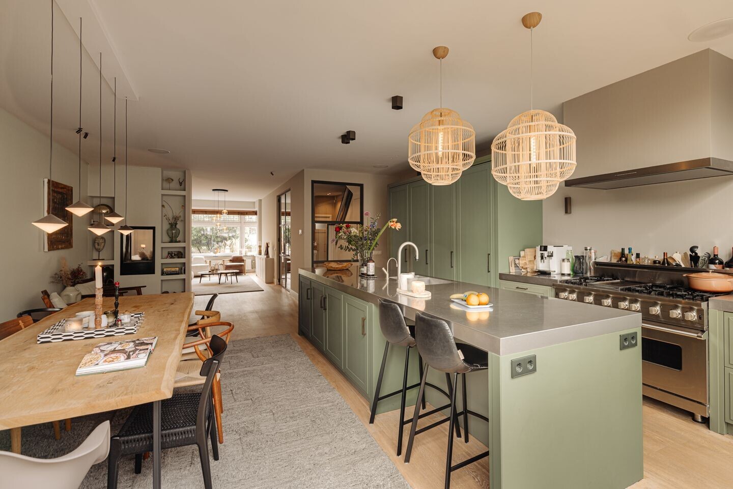 Tussenwoning te koop: Willem Royaardsstraat 6, Amsterdam