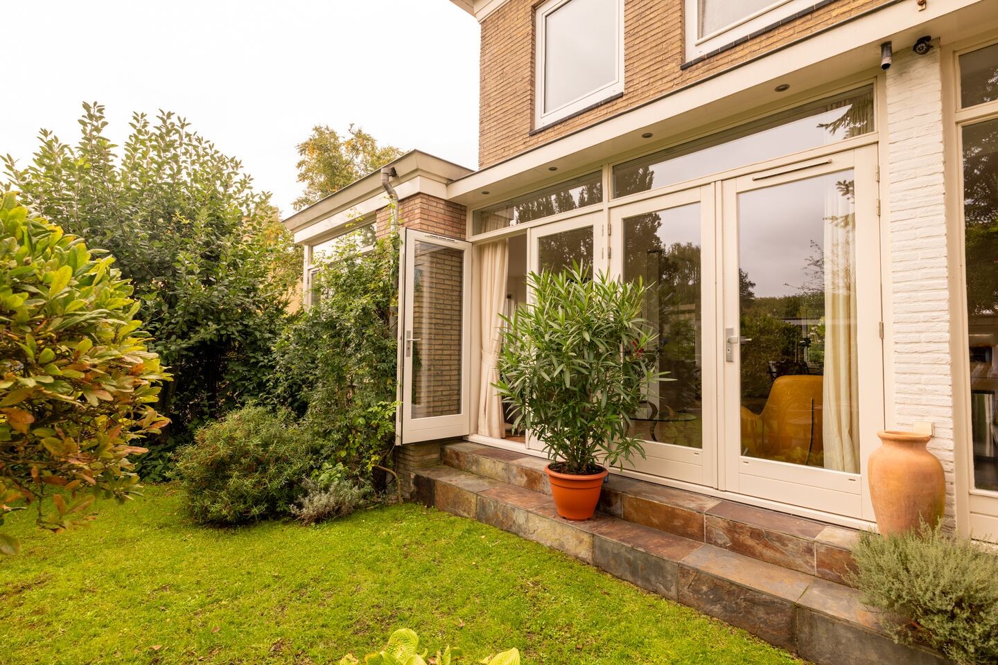 Hoekwoning te koop: Henriëtte Bosmansstraat 23, Amsterdam