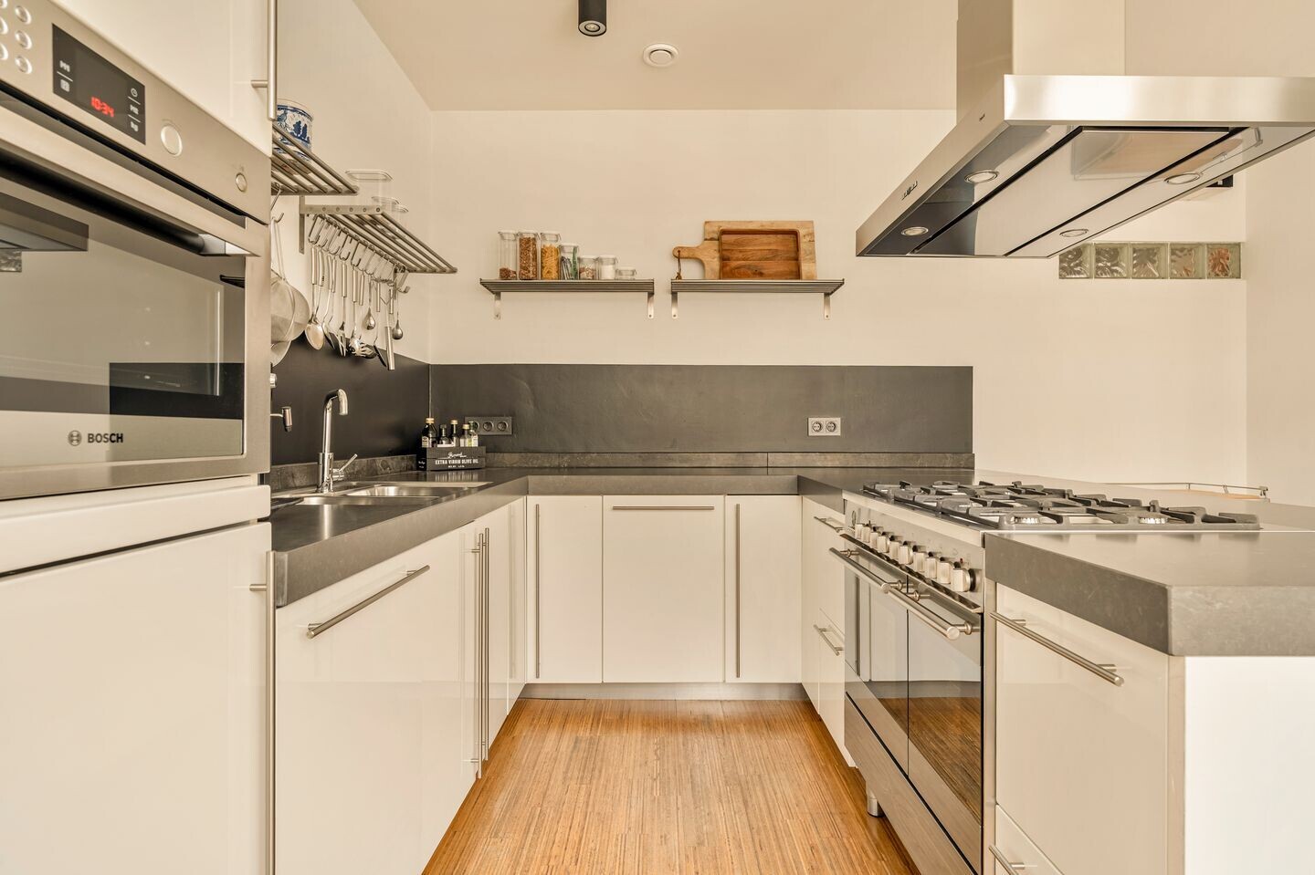 Appartement te koop: Milletstraat 42-3, Amsterdam