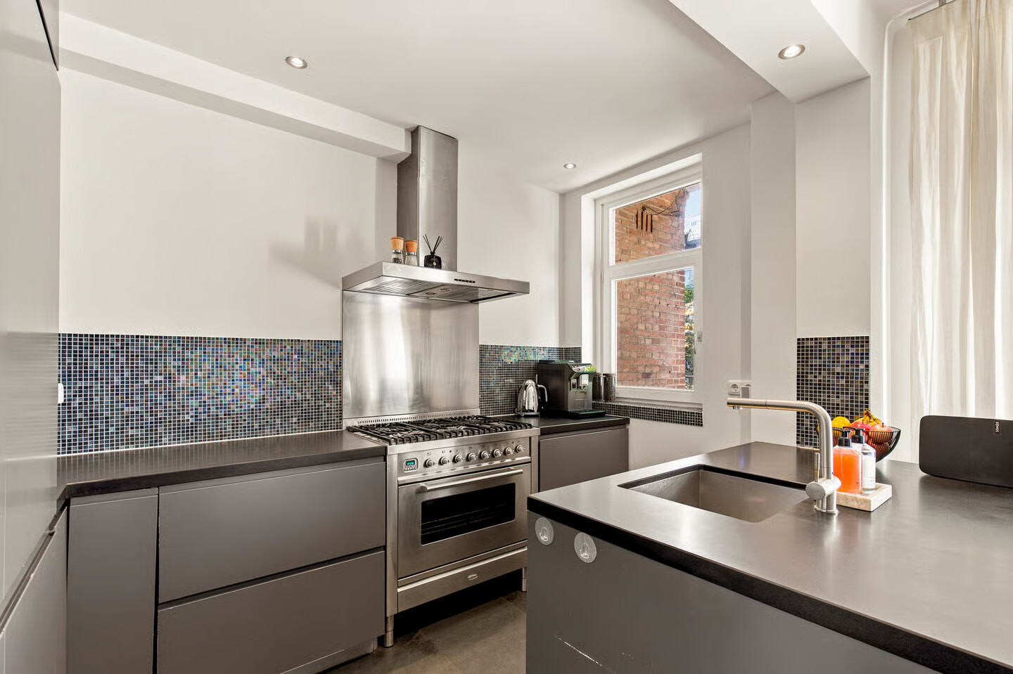 Appartement te koop: Churchill-laan 119-1, Amsterdam