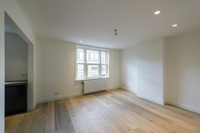 Uithoornstr. 25-2