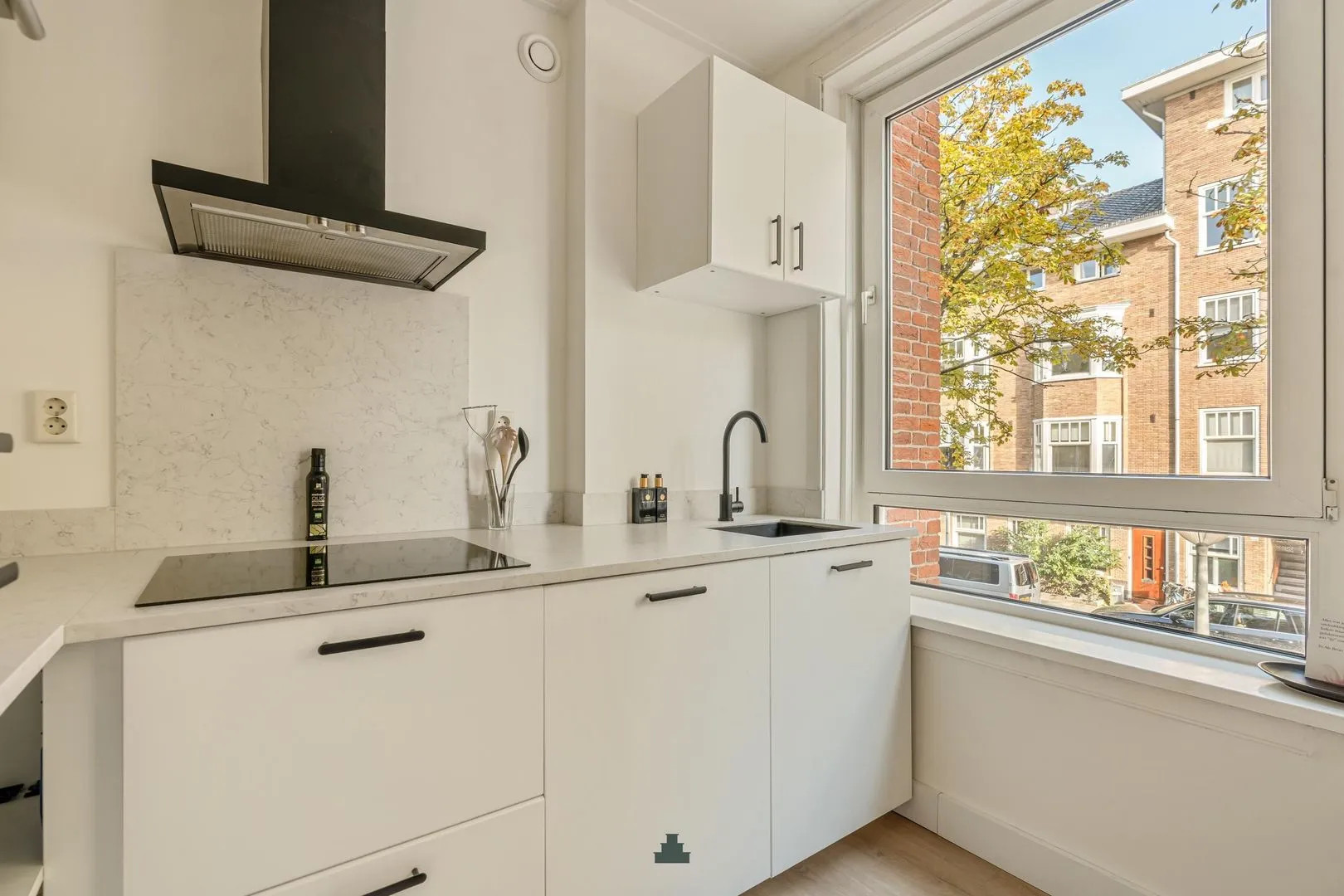 Studio te koop: Uiterwaardenstraat 161-1, Amsterdam