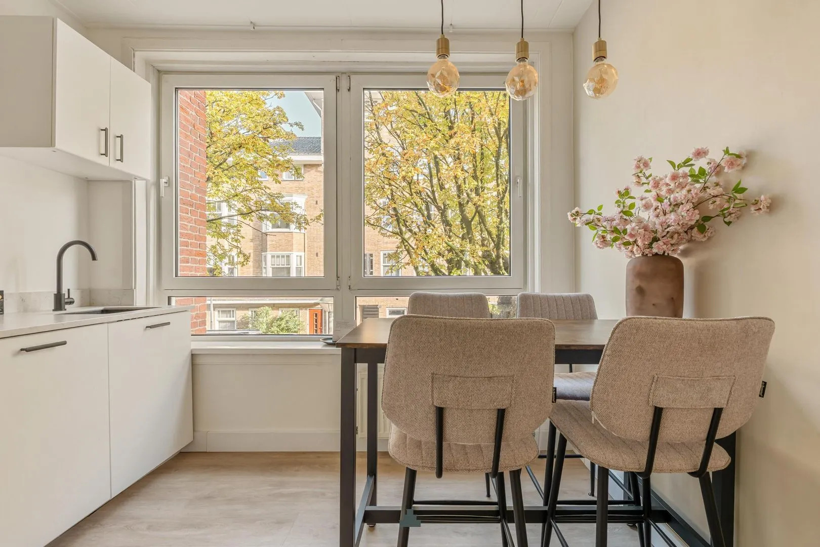 Studio te koop: Uiterwaardenstraat 161-1, Amsterdam