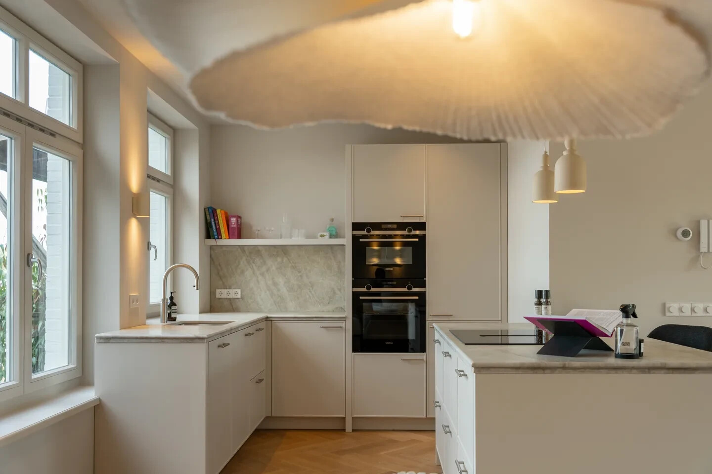 Appartement te koop: Kromme-Mijdrechtstraat 39-3, Amsterdam