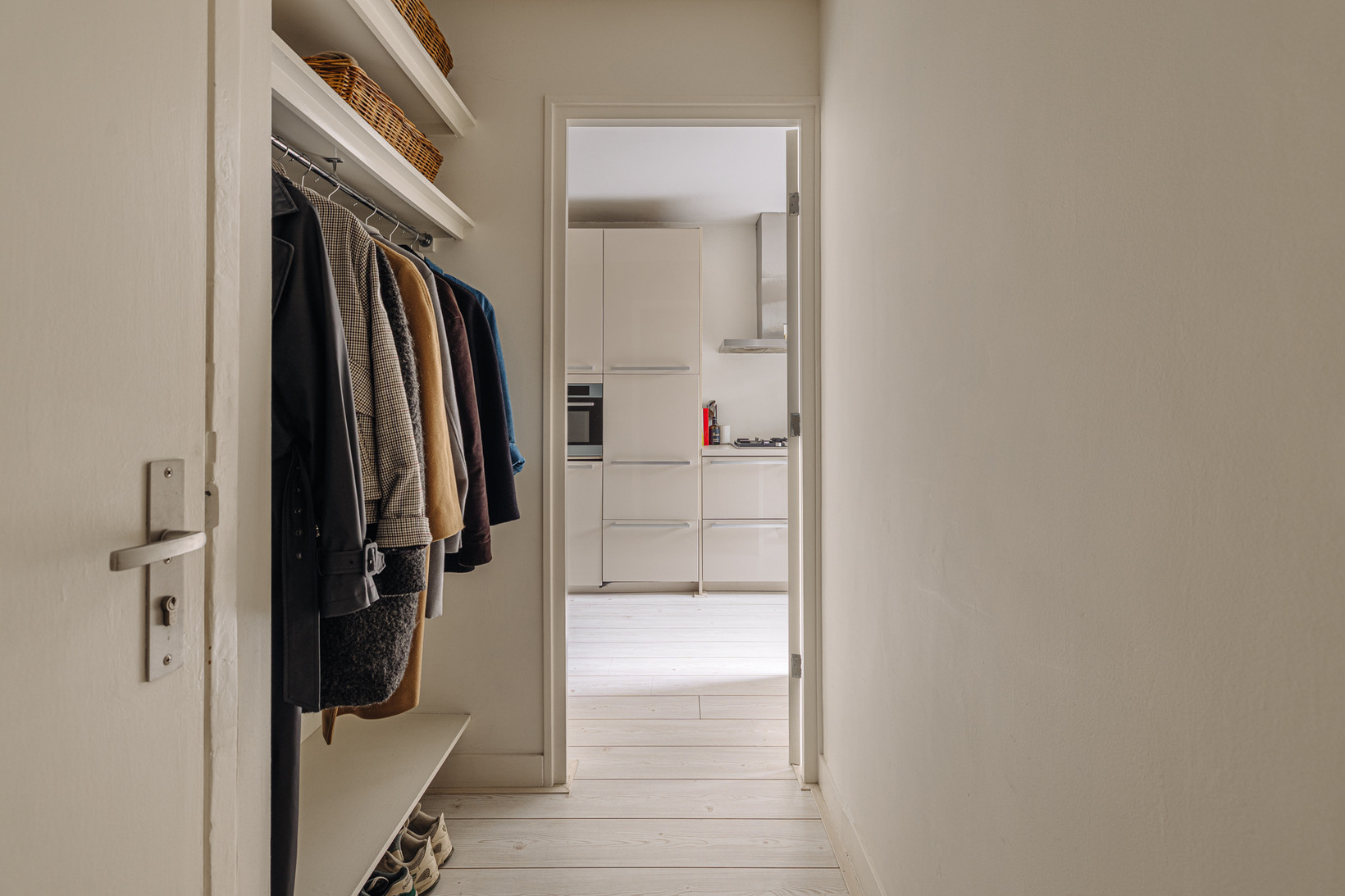 Appartement te koop: Kromme-Mijdrechtstraat 57-1, Amsterdam