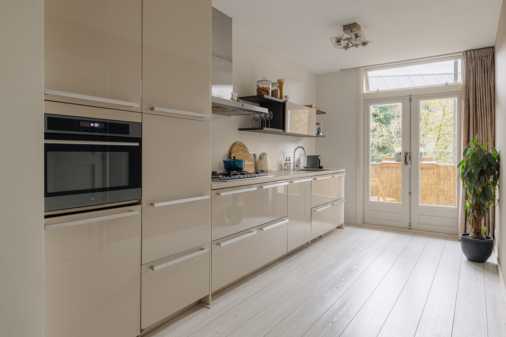 Appartement te koop: Kromme-Mijdrechtstraat 57-1, Amsterdam