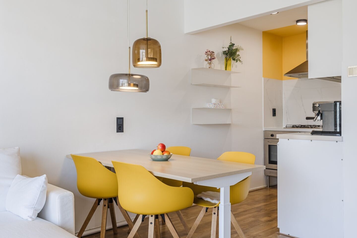 Studio te koop: Assumburg 50, Amsterdam