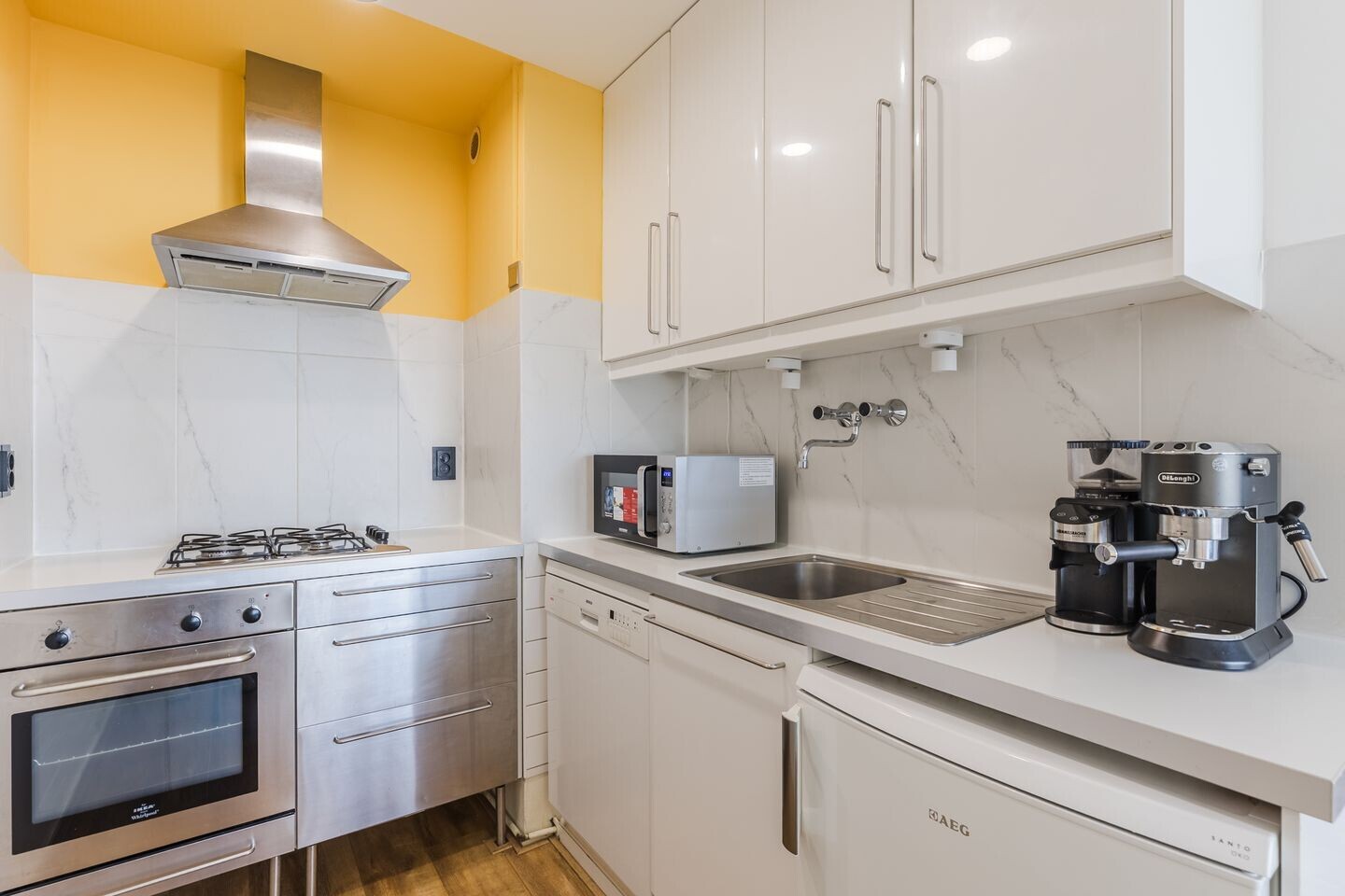Studio te koop: Assumburg 50, Amsterdam