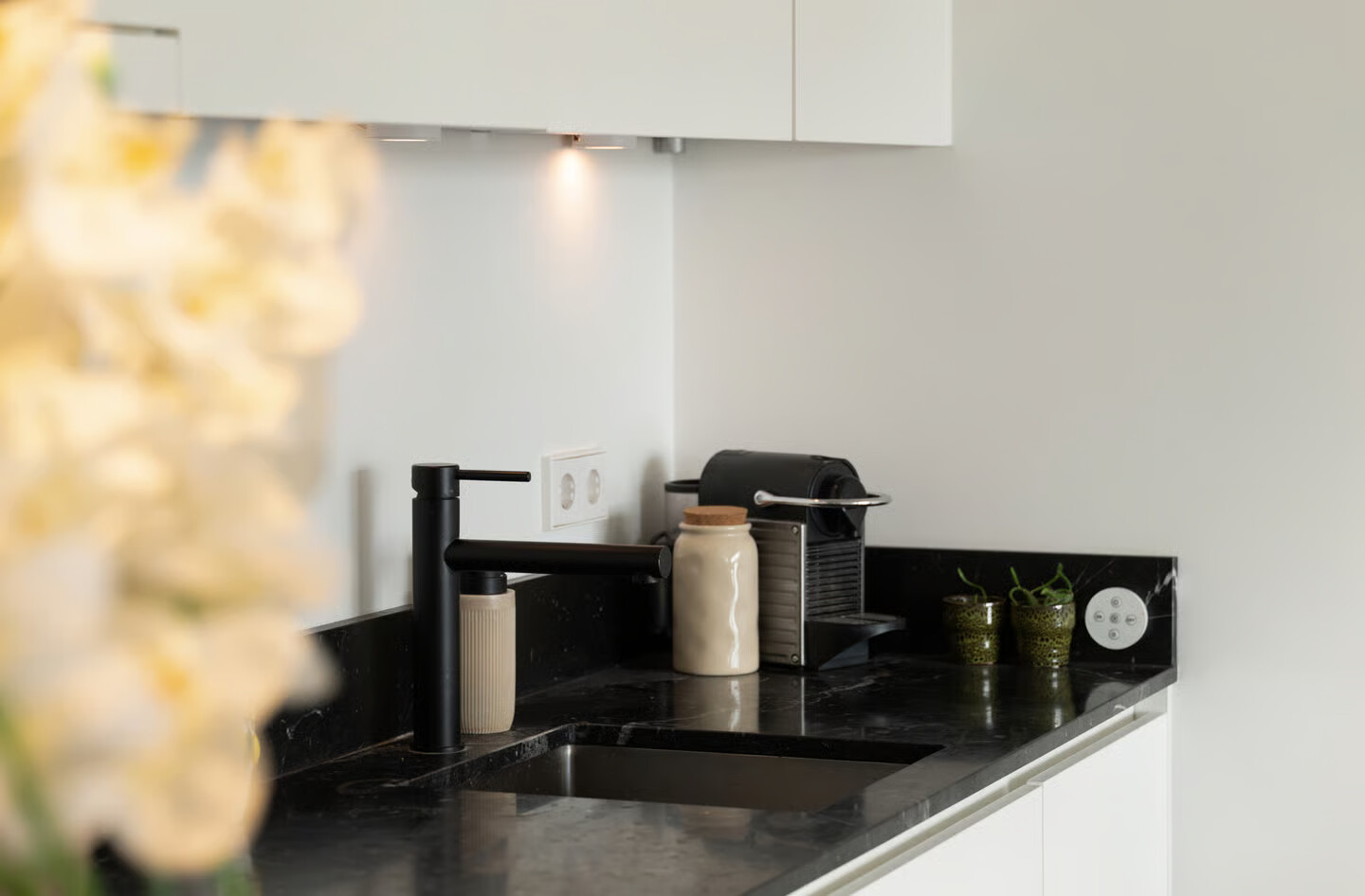Appartement te koop: Nijenburg 92, Amsterdam
