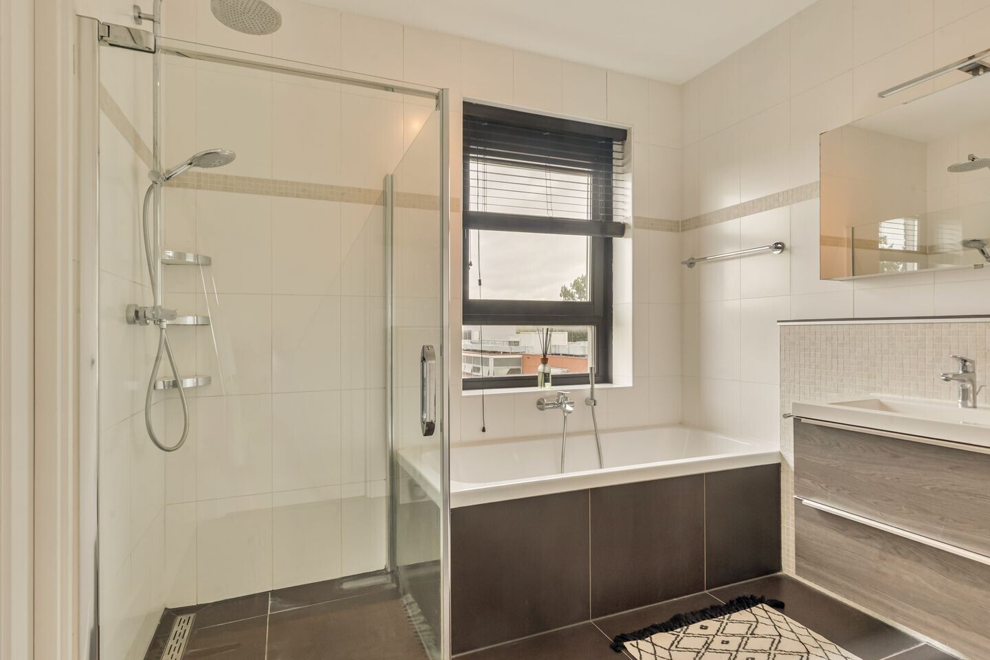 Appartement te koop: Doornburg 169, Amsterdam