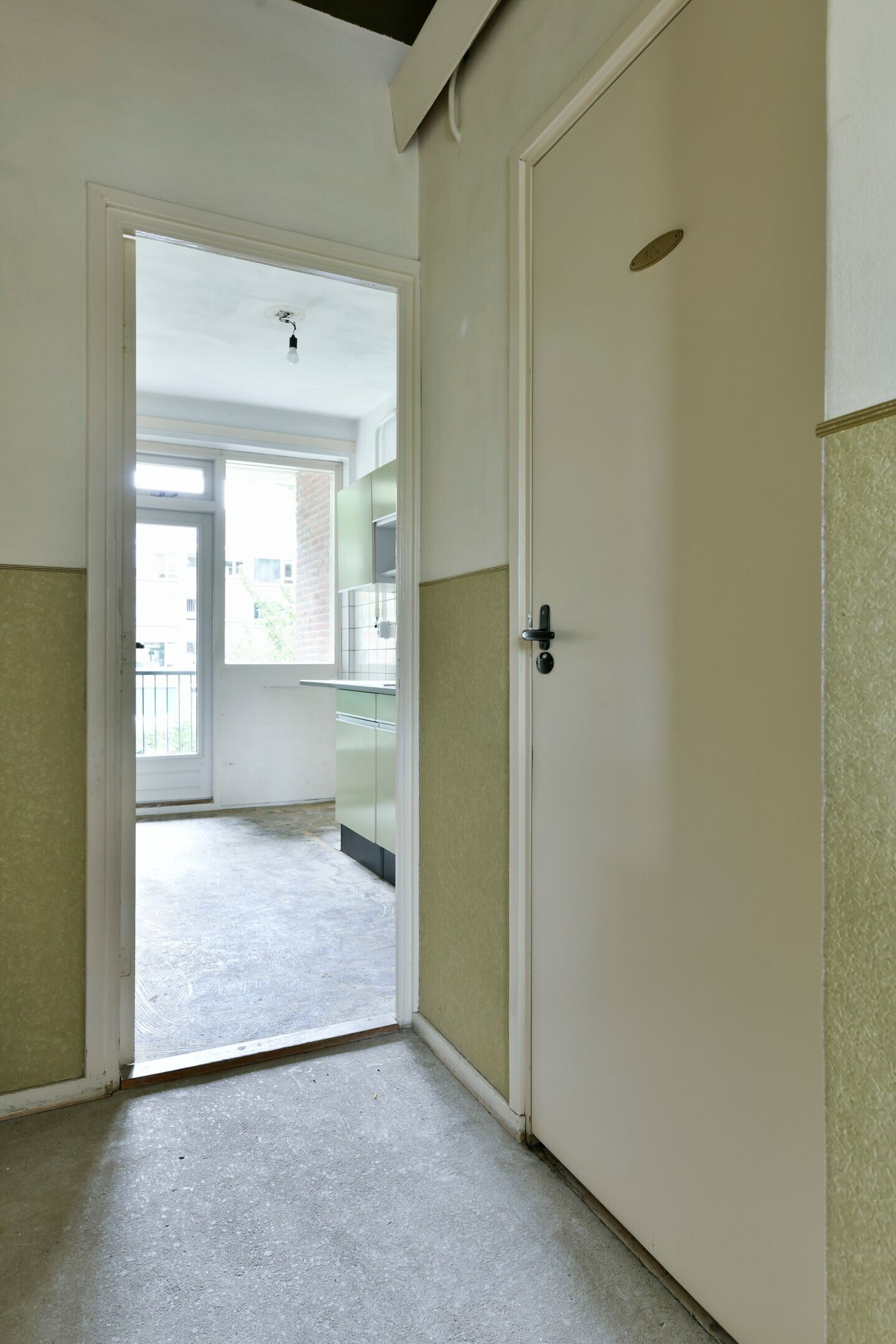 Appartement te koop: Zuid-Hollandstraat 140-1, Amsterdam