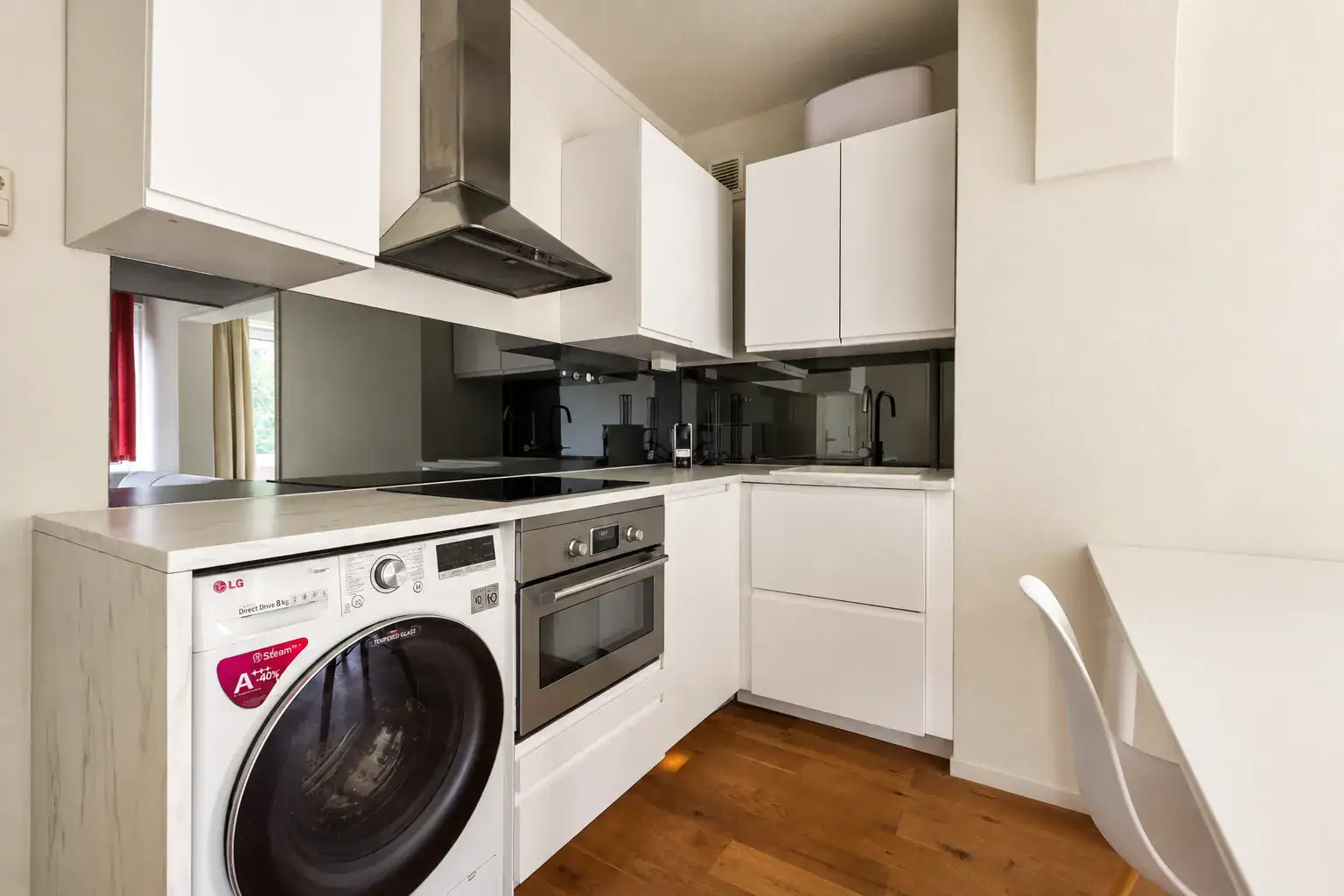Studio te koop: Van Nijenrodeweg 668, Amsterdam