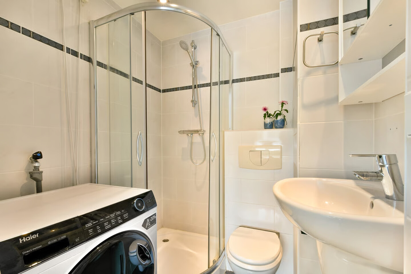 Studio te koop: Van Nijenrodeweg 677, Amsterdam