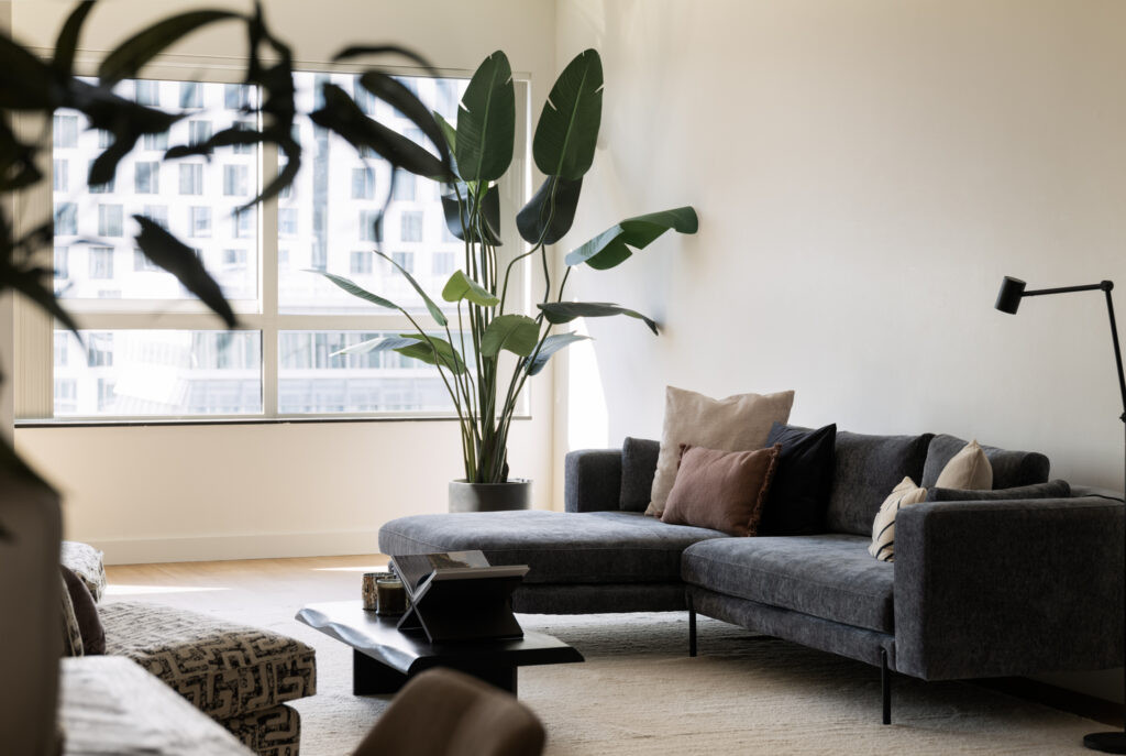 Appartement te koop: Claude Debussylaan 207, Amsterdam
