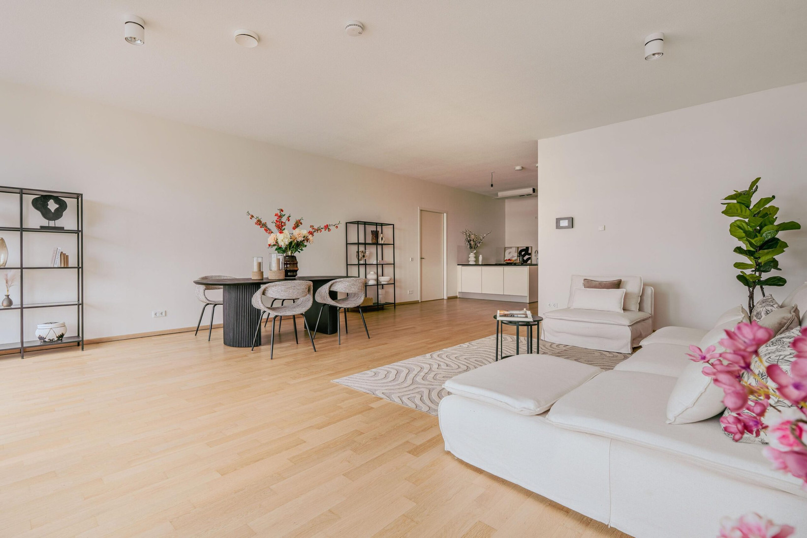 Appartement te koop: Gustav Mahlerlaan 212, Amsterdam