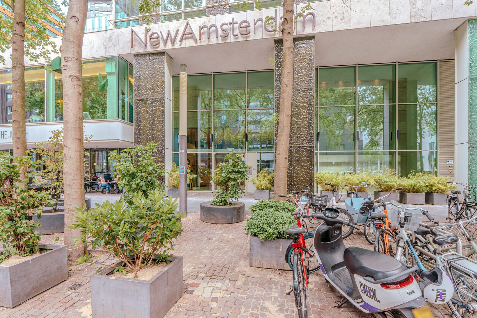 Appartement te koop: Gustav Mahlerlaan 212, Amsterdam