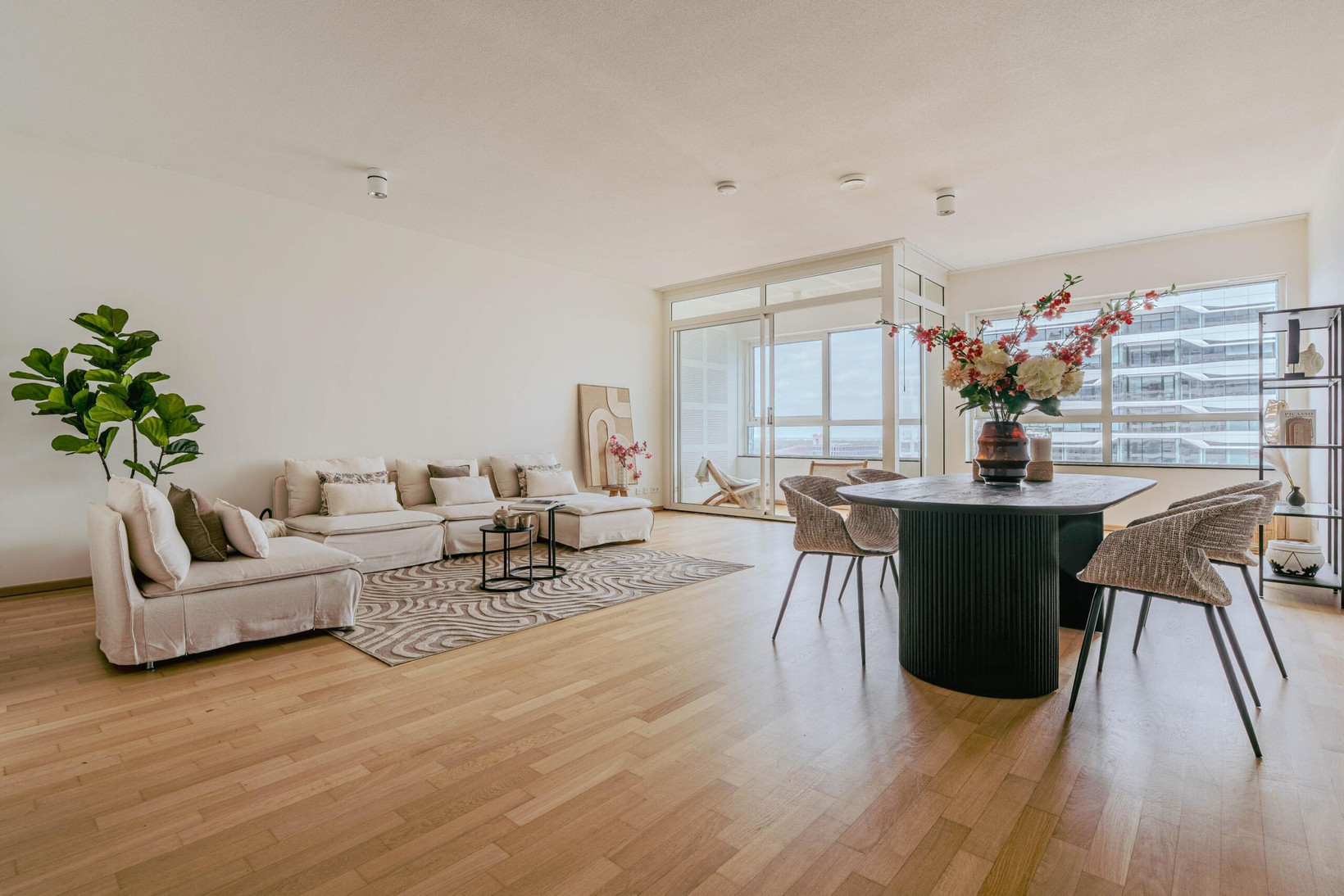 Appartement te koop: Gustav Mahlerlaan 212, Amsterdam
