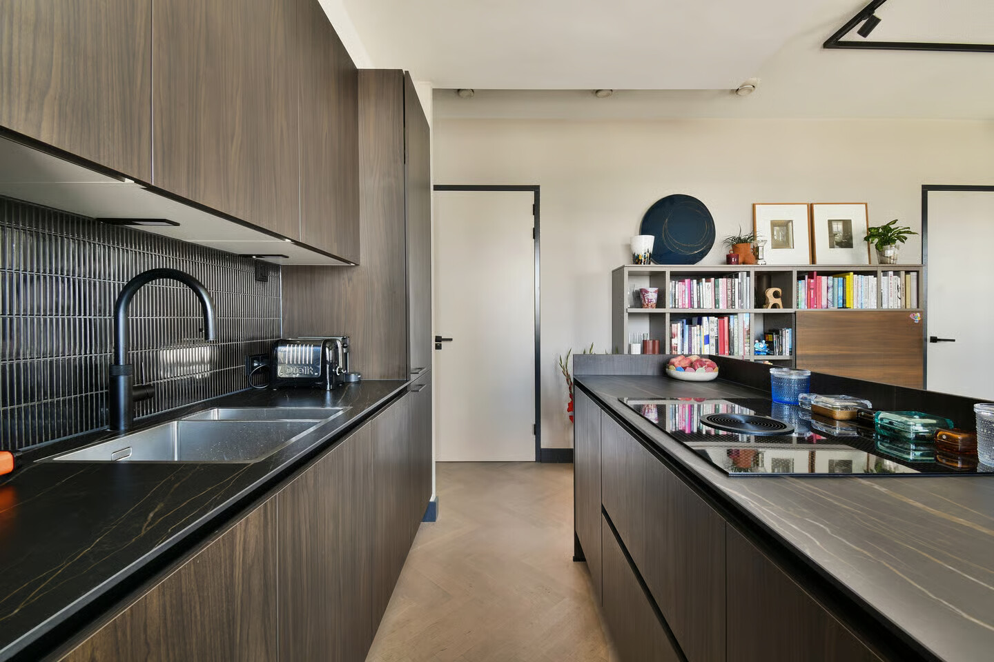 Appartement te koop: Gustav Mahlerlaan 347, Amsterdam