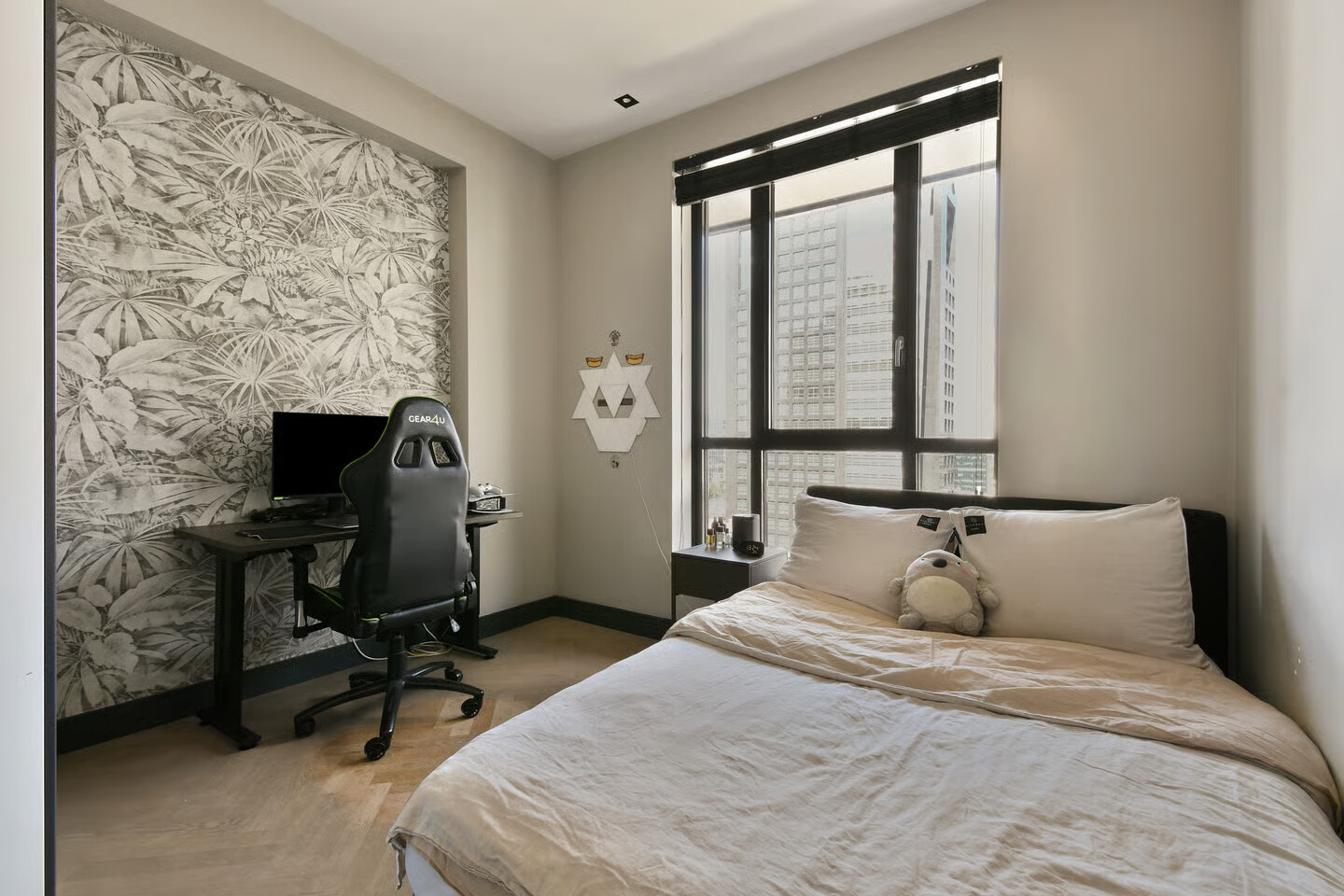 Appartement te koop: Gustav Mahlerlaan 347, Amsterdam