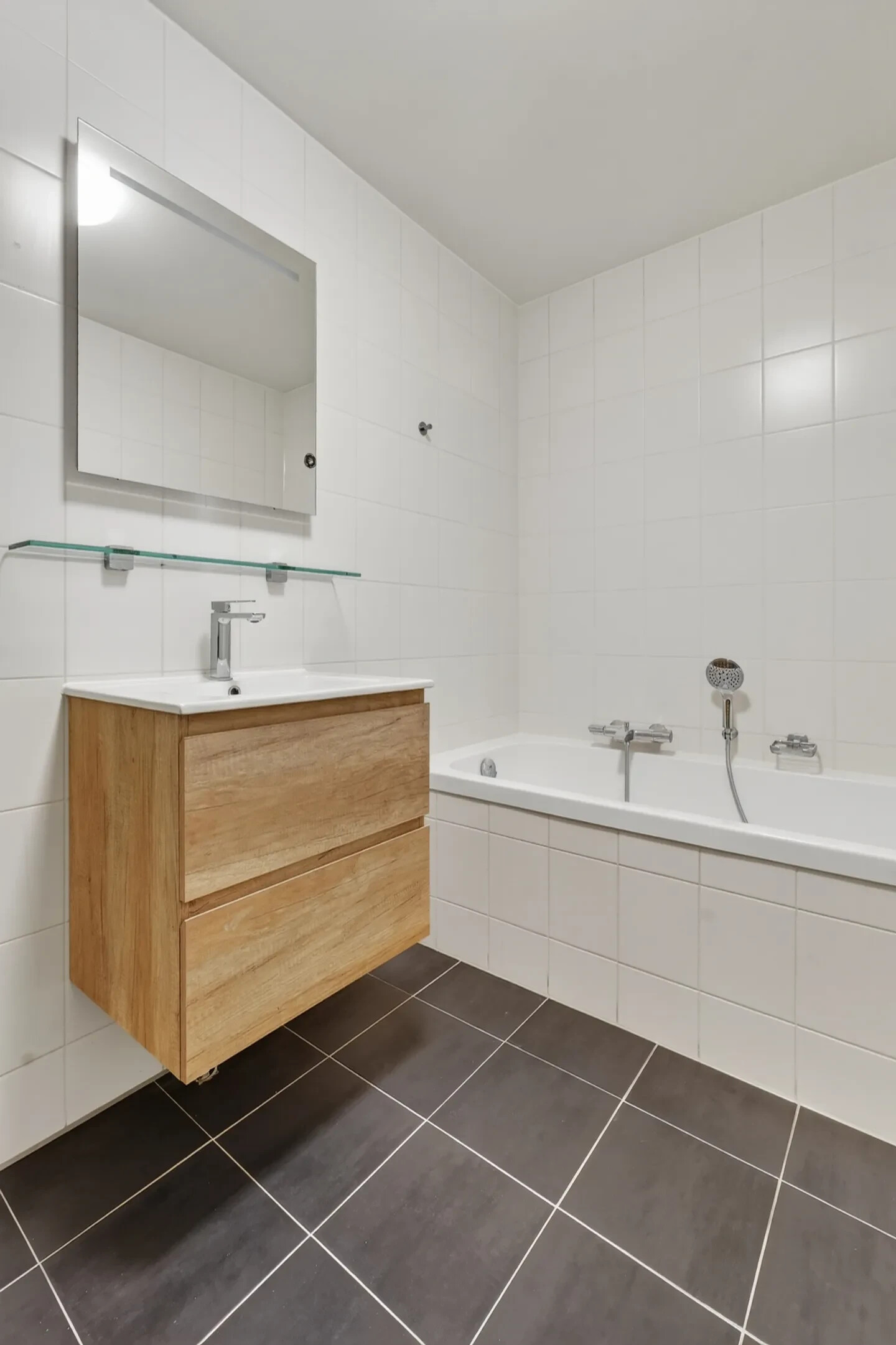 Appartement te koop: Hogewerf 104, Amsterdam