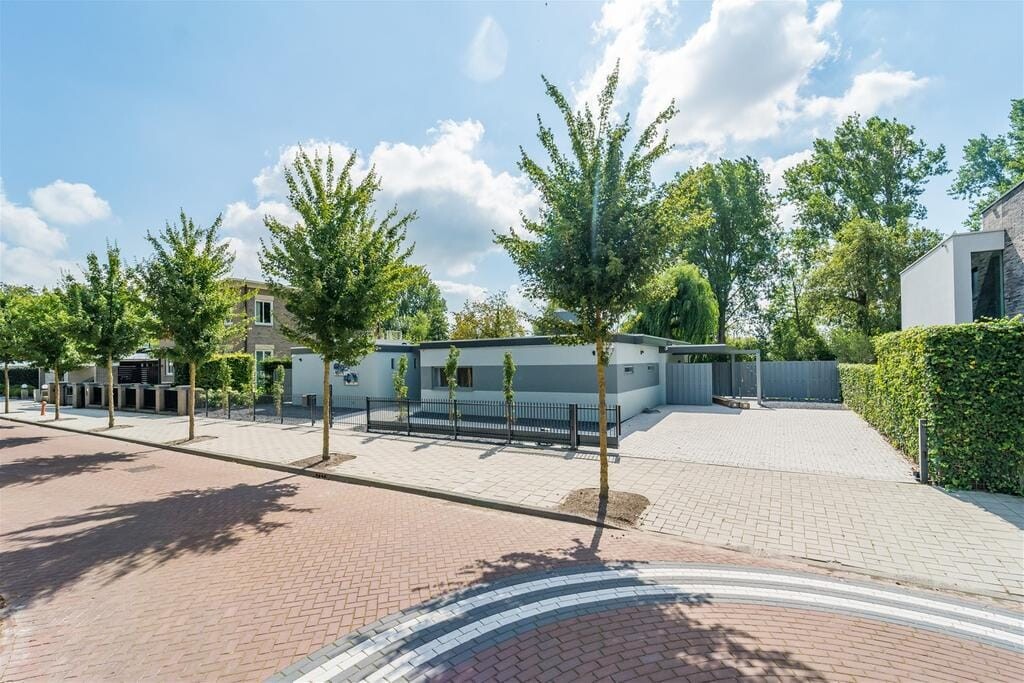 Vrijstaande woning te huur: Ouborg 6, Amsterdam