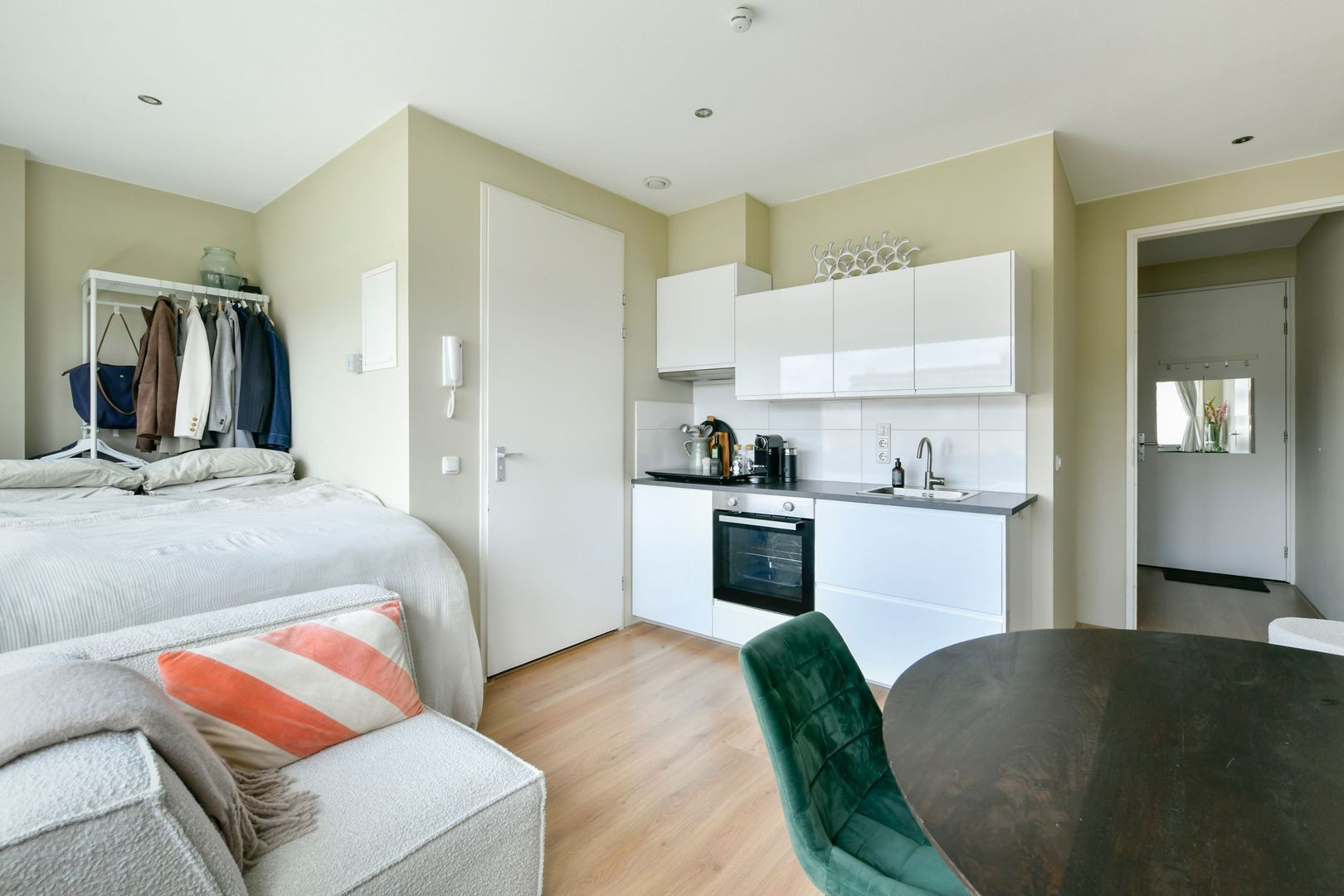 Studio te koop: Van Heenvlietlaan 264A, Amsterdam