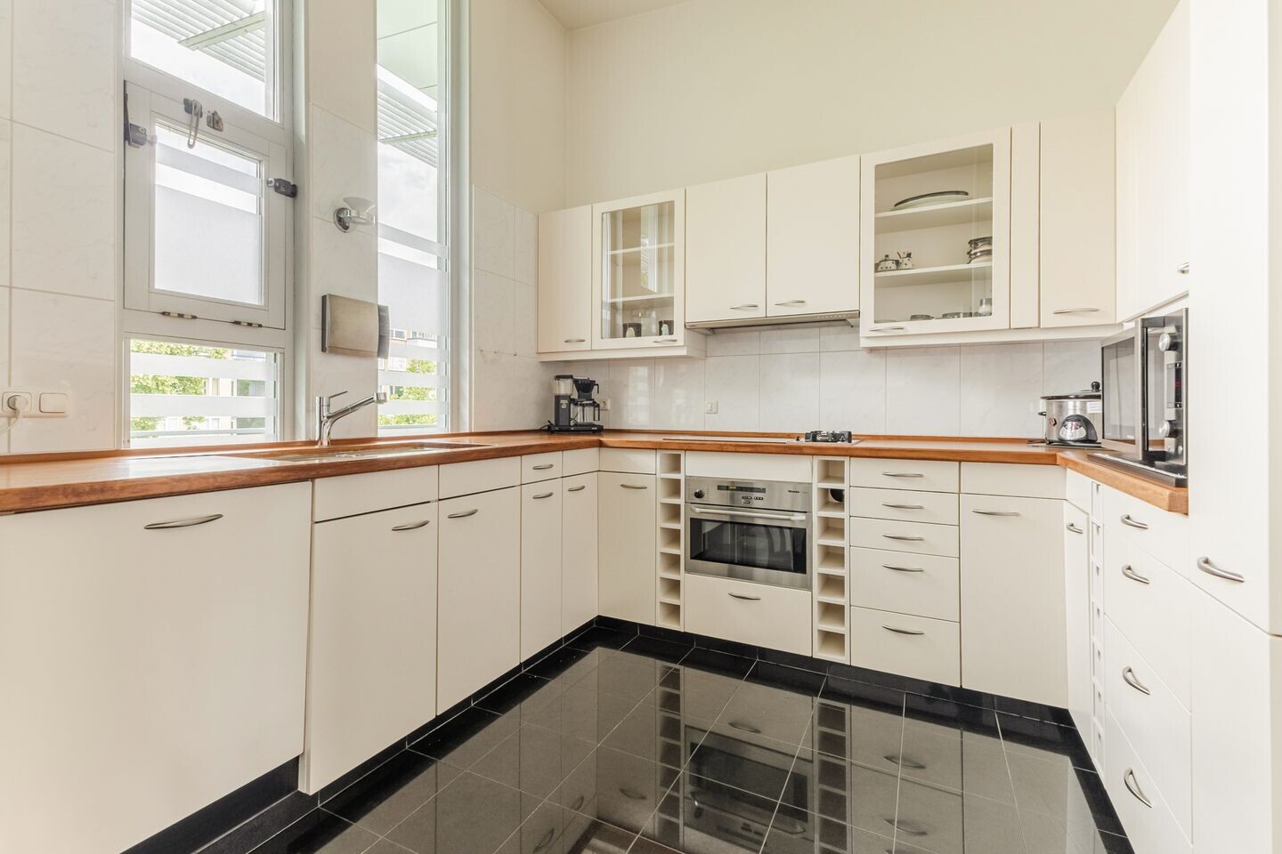 Appartement te koop: Van Heenvlietlaan 307, Amsterdam