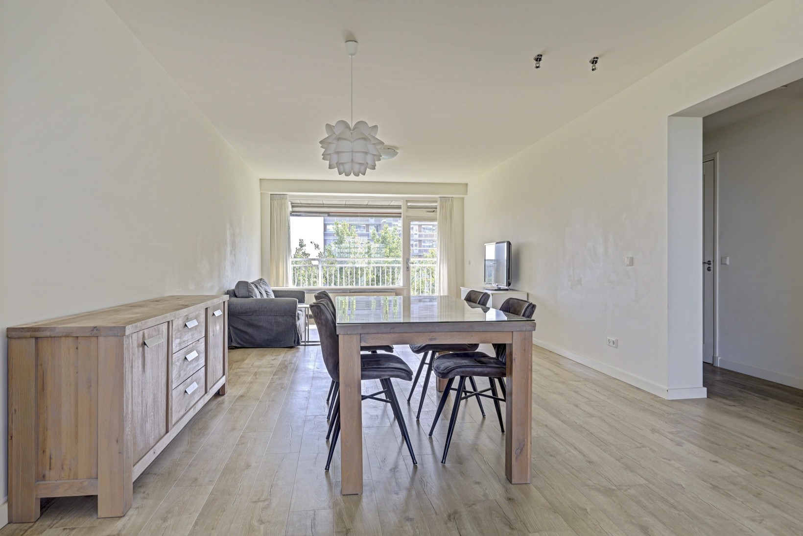 Appartement te koop: Mensinge 18, Amsterdam
