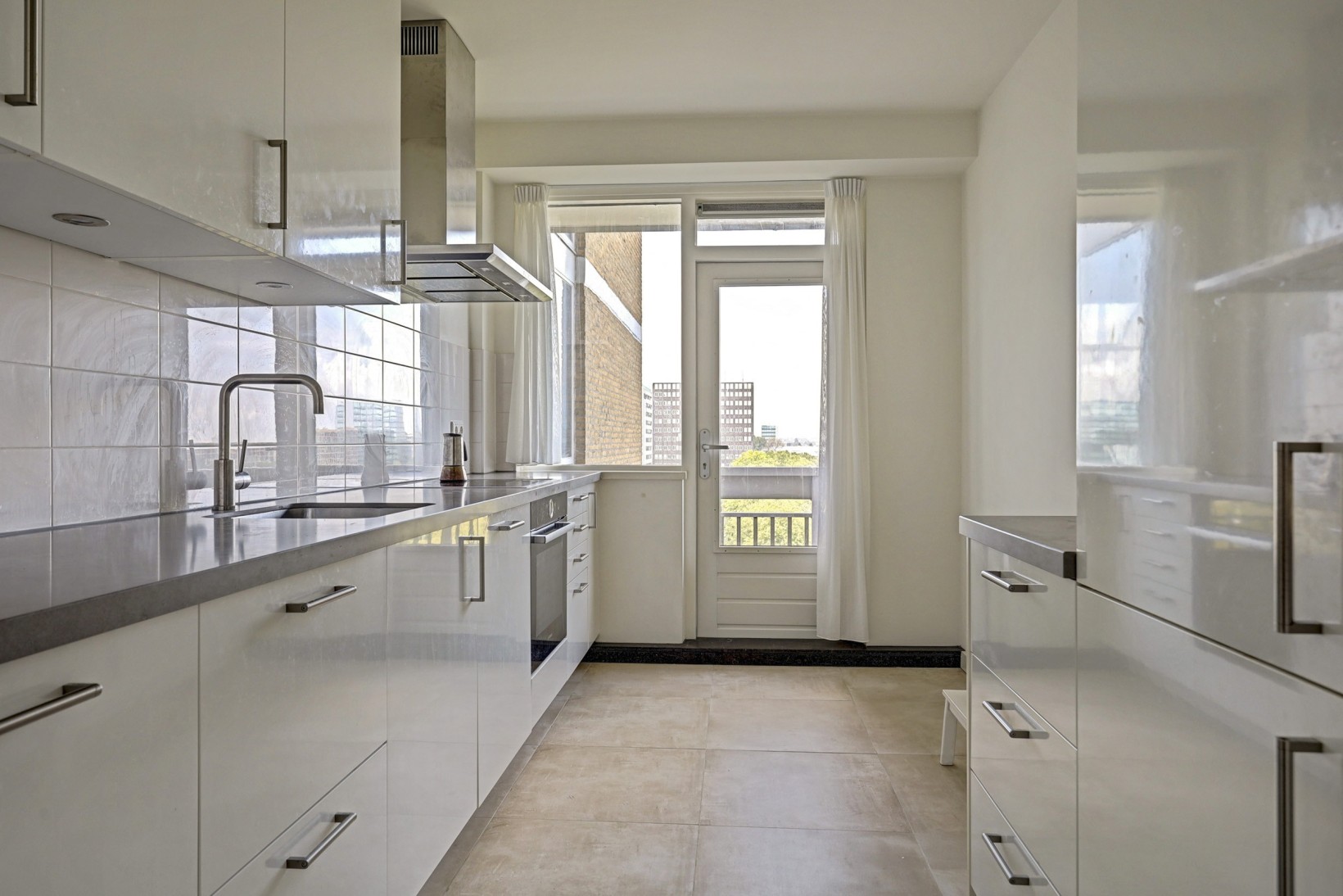 Appartement te koop: Mensinge 18, Amsterdam