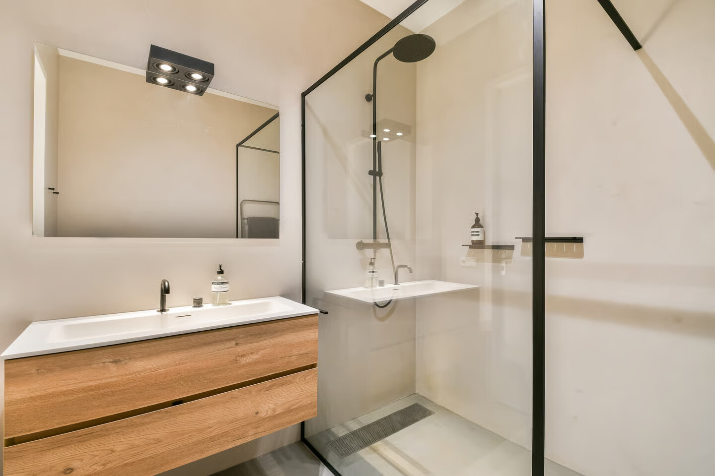 Appartement te koop: Haringbuisdijk 269, Amsterdam