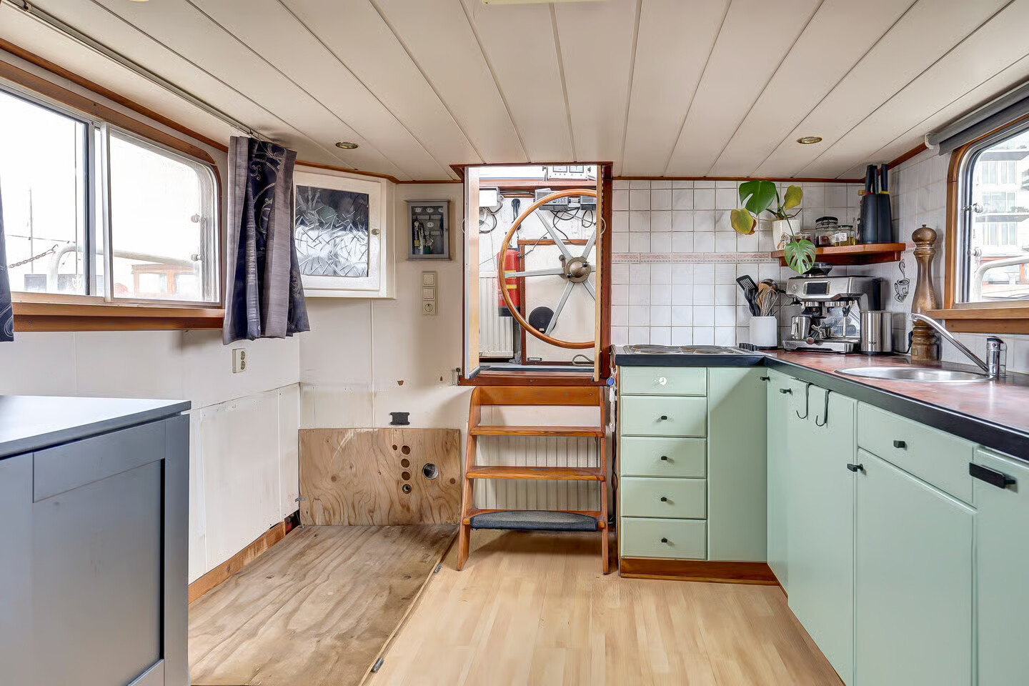 Appartement te koop: haringbuisdijk 947, Amsterdam
