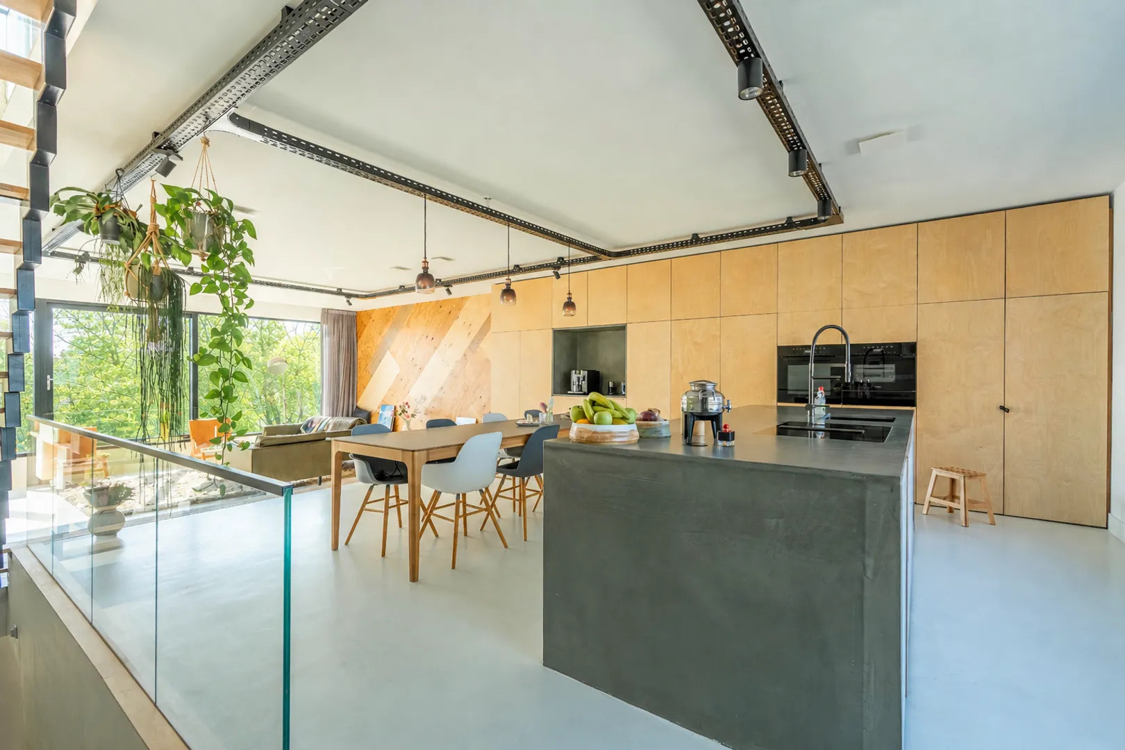 Tussenwoning te koop: Smalschipstraat 29, Amsterdam