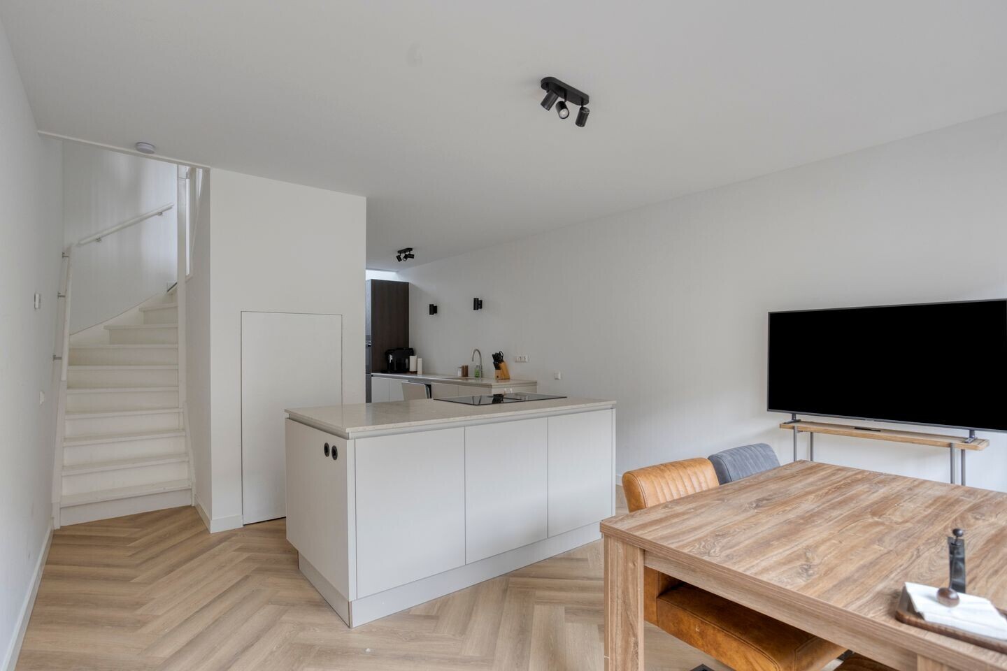 Tussenwoning te koop: Erich Salomonstraat 82, Amsterdam