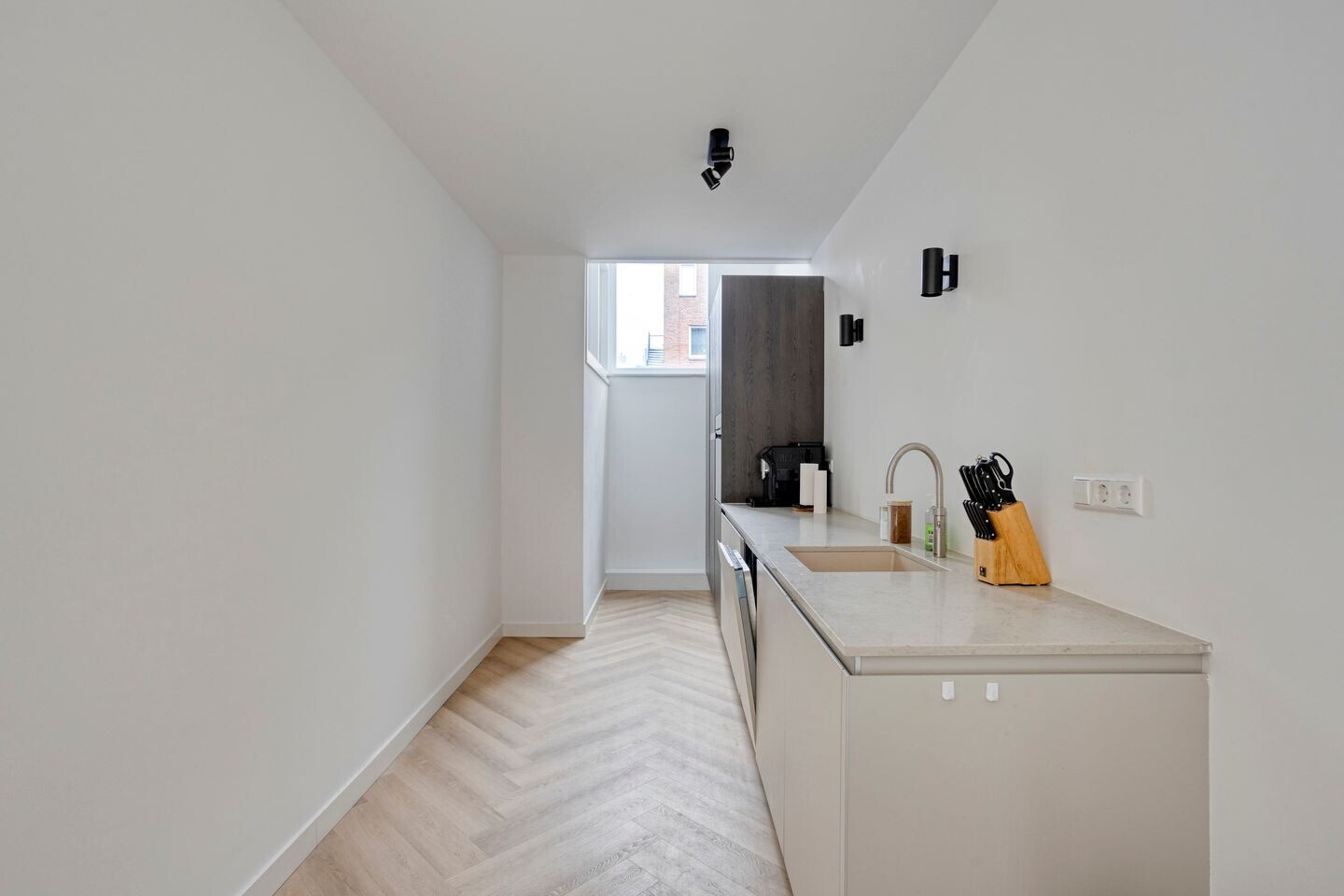 Tussenwoning te koop: Erich Salomonstraat 82, Amsterdam